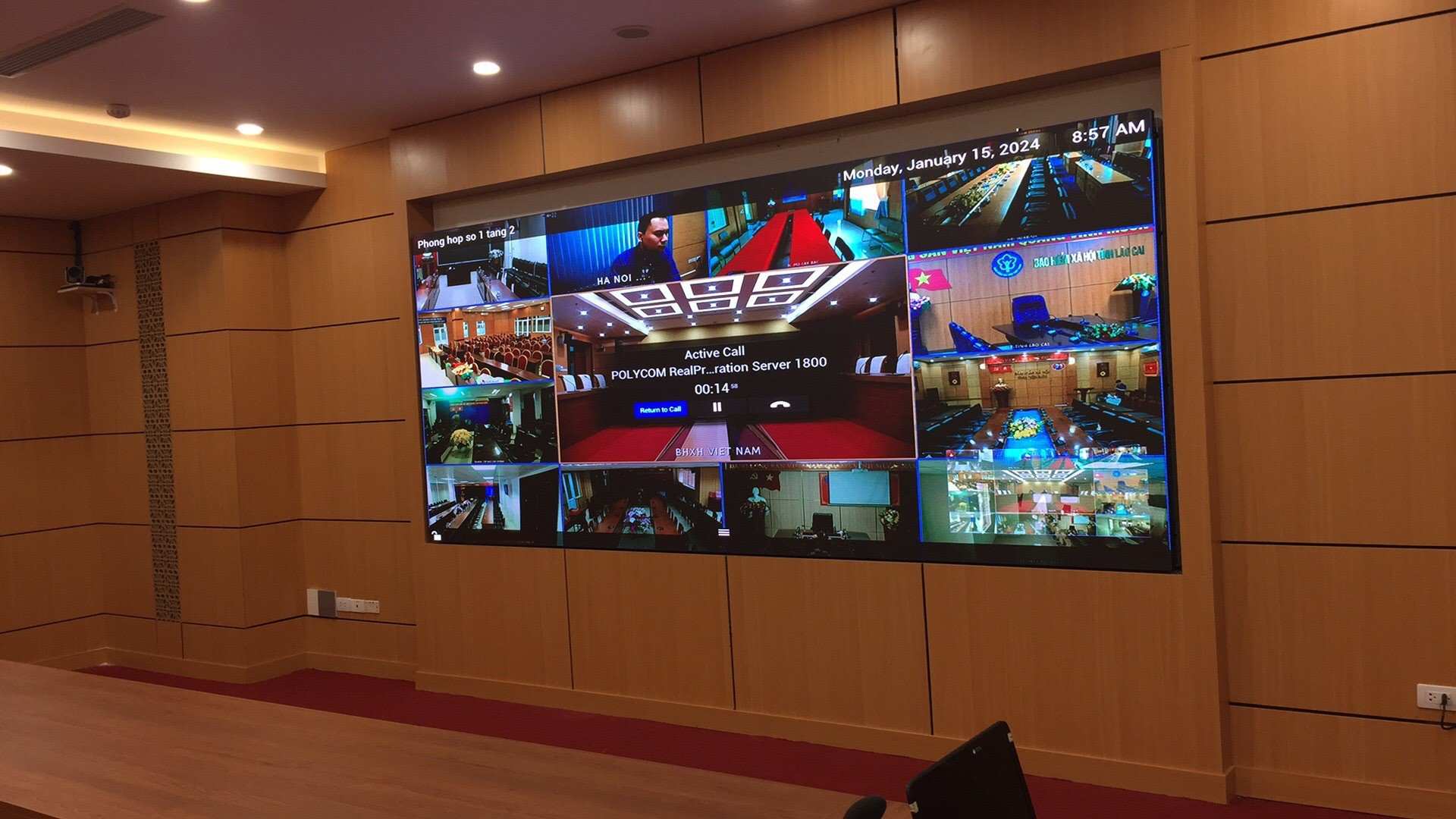 Video conferencing screen showing multiple Vietnam Social Security endpoints